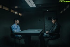 Rexen Cheng Jen-Shuo Instagram - 喜愛懸疑犯罪跟有愛的類型朋友們看過來鎖定起來~~
燒腦離奇會O型嘴的劇情絕對讓大家捨不得離開沙發跟螢幕😉
#我是自願讓他殺了我 
4/16 21：00 @disneyplustw 
4/16 21：00  #衛視電影台 
4/17 21：00  #星衛hd電影台