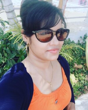 Reyaa Hari Instagram - 😎