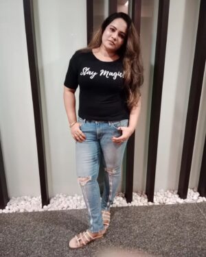 Reyaa Hari Instagram - ☺️☺️#movietime#happiness#love#spreadpositivity #funtimes#memories💕#photography#snsm