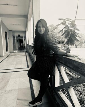 Reyaa Hari Instagram - “I’m not sugar n spice; I’m Lightning & ice 😇