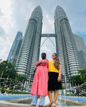 Reyaa Hari Instagram - With my darling ❤️#twintowers #trip #trending #viral #instagram #love #explorepage #explore #instagood #fashion #follow #like #likeforlikes #followforfollowback #photography #trend #instadaily #memes #music #style #trendingnow #reels #foryou #likes #photooftheday #model #beautiful #bollywood #insta