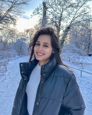 Rhea Sharma Instagram - ⛄️ ❄️ #germany #winter #memories #throwback