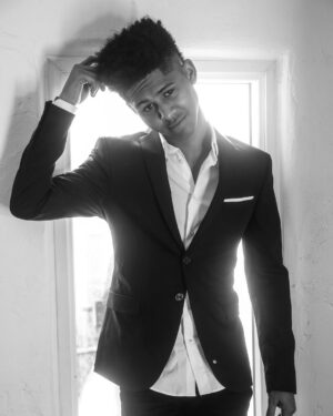 Rhenzy Feliz Instagram - Tranquilo 🖤