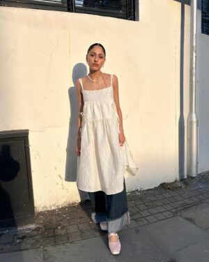 Rhianne Barreto Instagram - swipe 4 messy rani

outlaws s3 coming to amazon prime 31st may & BBC iplayer on the 30th may !