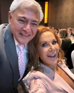 Rhonda Burchmore Instagram - Honoured to be invited to sing today at the inaugural Patrons Luncheon- hosted by 
Primrose Lady Potter AC in order to raise awareness and money for the @fionaelseycri in Ballarat , fighting cancer through research. #ProfessorGeorgeKannourakis #fionaelsey  #fightingcancer #research #Ballarat 🙏💕