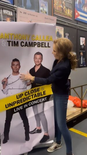 Rhonda Burchmore Instagram - Helped myself to a beautiful souvenir tonight backstage at The Palms @crownmelbourne of my two faves @anthonycallea and @timcampbelltown ! 💕💕💕💕😂#finderskeepers #souvenir #luckyshopper