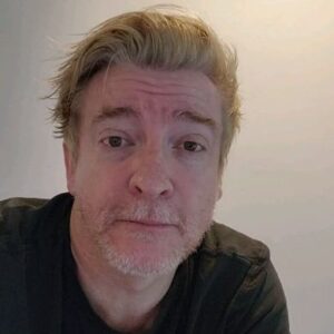 Rhys Darby Instagram - I'm on Cameo babes! Hit me up for happy inspirational messages! x (see link in bio.)