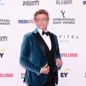 Rhys Darby Instagram - The man of the hour, on the red carpet for the 51st International Emmys 2023. Beautiful suit by @viggolondon and stunning shoes by @scarosso .. Style by @mikeystyles #iemmys