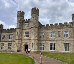 Rhys Olivia Cote Instagram - eeds, Leeds Castle Wye & Faversham!! So fun to see Romaine & Ethan too. #leeds #leedscastle #faversham #lastdayinenglamd #untilnexttime #friends #europe24 #england #wye #england🇬🇧 @romainecoonghecoaching ➡️➡️➡️➡️➡️➡️➡️