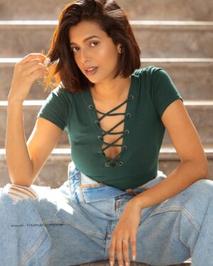 Ria Nalavade Instagram - Short hair, even shorter temper ⚡️

@cocomumbai @kausttubh_kambhhle @drishtiagarwal_artistry 

@badboyshah me and you in your next music video 😤♥️
