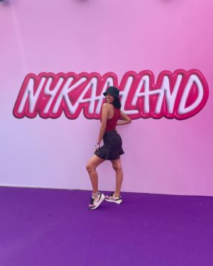 Ria Nalavade Instagram - Leave it to Nykaa to make you look good, eat good and take 100 pictures while you’re at it. ⚡️@mynykaa @nykaaland @bookmyshowin @bookmyshow.live #iamatnykaaland #beautysbiggestplayground @charlottetilburyskincare