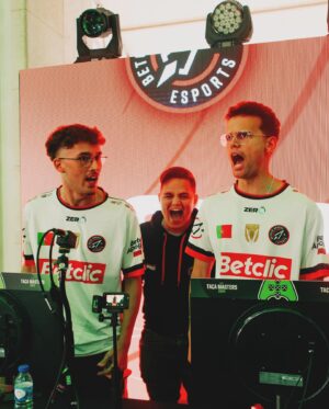 RicFazeres Instagram - Hoje é dia de jogo. Vamos tentar Conquistar a 3ª Taça e revalidar título nesta FPF Taça Masters 2024. Carrega BetclicApogee 🔥🚀

📸 @fabioteixeiraphoto