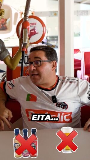 RicFazeres Instagram - 🤔🔥 Manter a amizade com o @daizerpt ou apagar o canal de Youtube? Um #EsteOuAquele onde o @ricfazeres foi colocado entre a espada e a parede!