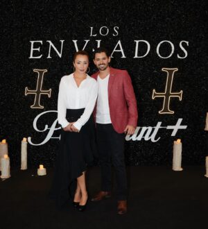 Ricardo Abarca Instagram - @paramountplusla llegó con todo. 
#LosEnviados se estrena este 12 de Diciembre y seguro la van a romper. 👊🏽
#ParamountPlus