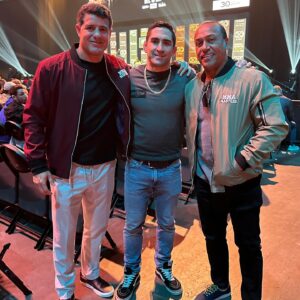 Ricardo Lamas Instagram - With the best coaches in the world.  Thank you for all the knowledge over the years. 
#mma #ufc #bjj #capoeira #ufcgym #ufcgymnaperville