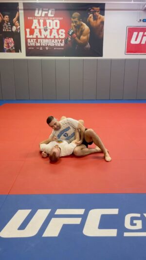 Ricardo Lamas Instagram - Technique of the week!  Shotgun arm bar from side control.

#shotgunarmbar #armbar #bjj #mma #lamaswrestlejitsu #ufc #ufcgym #ufcgymnaperville