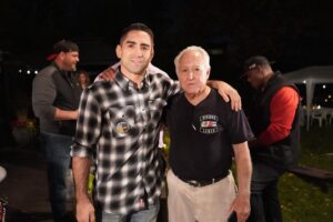 Ricardo Lamas Instagram - Being a role model is the most powerful form of educating.  Choose your role model wisely and be a good role model for others. 

#motivationmonday #rolemodel #fatherson #ufc #mma #ufcgym #ufcgymnaperville