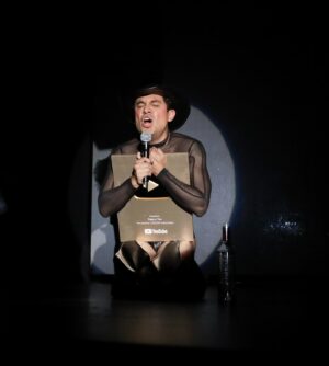 Ricardo Peralta Instagram - Espectacular el show del millon de las @pepeyteo !
Mucha risa! Mucha lágrima! Mucha diversión! 
🎂
Fotitos de @kevvcorona