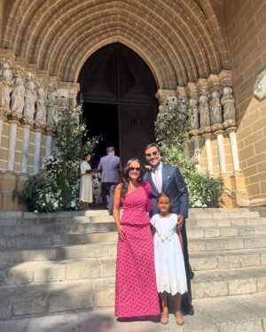 Ricardo Pereira Instagram - Nossos amores, que dia mágico! Estaremos sempre aqui de mãos dadas com vocês ♥️

#wedding #love #friends