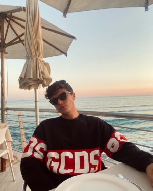 Riccardo Mandolini Instagram - Giuro Che Domani Smetto