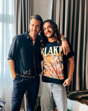 Riccardo Simonetti Instagram - Did this really just happen?! 👀 Filmed something very exciting for @disneydeutschland with BLAKE LIVELY's Husband and @thehughjackman 🥹 stay tuned for more 🎬 #PinchMe #deadpoolandwolverine

#RyanReynolds #HughJackman