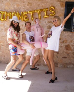Riccardo Simonetti Instagram - Surprise Bachelor Party Day 1 ✨ grateful for all the love 🥹 #TheSimonettis