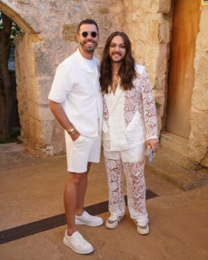 Riccardo Simonetti Instagram - Surprise Bachelor Party Day 1 ✨ grateful for all the love 🥹 #TheSimonettis