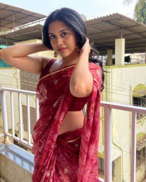 Richa Joshi Instagram - Noor 🌹 

.
#instalikes #explore #instadaily #richajoshi #newpost #saree #beauty #fyp #indianwear