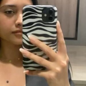 Richa Joshi Instagram - 2024 Energy 🖤🤎❤️‍🔥 

#instagood #newbeginnings #bossbabe #instagramnails #inspo #pinterest #pinterestinspired #newme #richajoshi #explorepage #fyp #explore #fitnessgirl #neutralstyle #ootd #fallfashion