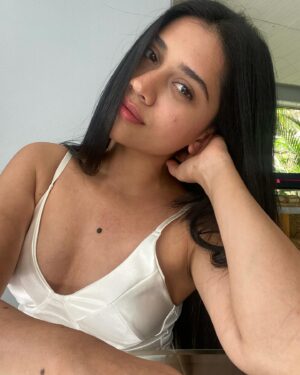Richa Joshi Instagram - Just the way you are 🕊️🤍 
.
#instamood #travelgram #instagramdaily #actress #richajoshi #aesthetics #pinterestinspo #pinterest #mumbai #allwhite #whites #ootd #fitcheck #outfitinspo #chicfashion #minimalist