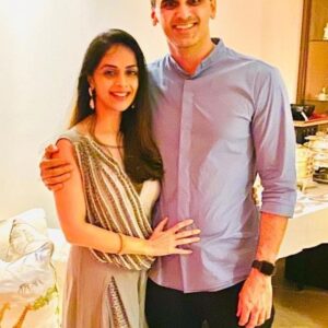 Richa Pallod Instagram - Happy Diwali !! May love and light overcome all the darkness within you and around! Happy Healthy year to all 🙏🎉