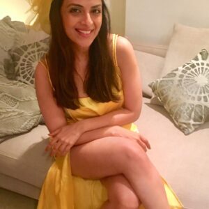 Richa Pallod Instagram - Let’s bring Paris home #moulinrouge my girls#fyi - the child in me seems ageless 💃🍷🎉🎂🥳