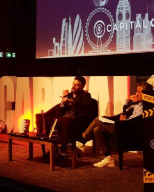 Richard Armitage Instagram - @capitalcrime1 Thank you for inviting me to speak about Geneva. What a great night. 🙌🤓