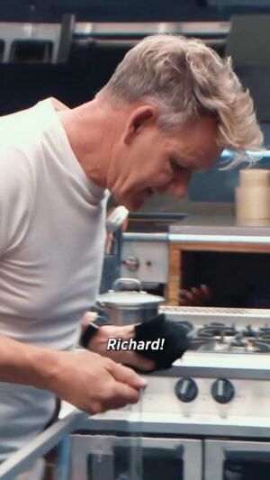 Richard Blais Instagram - Sprinkling all my good luck to @richardblais on @nextlevelcheffox tonight 😂😂 See you at 8/7c