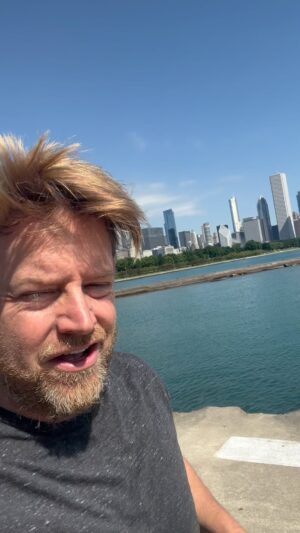 Richard Blais Instagram - Comment with the city I’m running in and the place you are from!!! ❤️