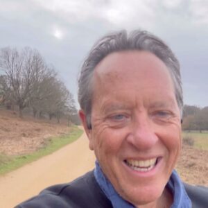Richard E. Grant Instagram - Crinkling into Thursday ! 🏃🏃‍♂️🏃🏃‍♂️🏃🏃‍♂️🏃🏃‍♂️🏃