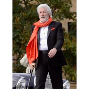 Richard Gere Instagram - Merry Christmas 🎄

#RichardGere #richard #gere #richardtiffanygere #wunderful #usa #instamen #instafashion #prettymen #prettywoman #actor #amazing #awesome #film #followme #favoritefilm #followforfollow #giorgioarmani #lovehim #likeforlike #beautiful #bestactor #bestmovie #ny #newyork #movie #mensfashion #menwithstyle #silverfox #giorgioarmani #motherfatherson