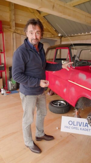 Richard Hammond Instagram - Introducing Oliver’s girlfriend, Olivia! We’ve been restoring her live at @carfestevent in our little workshop built for us by our friends at @lkqeurocarparts 🔧 What do you think?