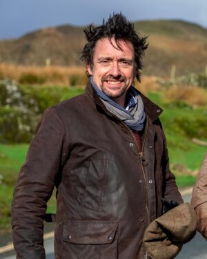 Richard Hammond Instagram - The second series of my workshop show is out now! 
Give it a watch on @discoveryplusuk 👀
#richardhammondsworkshop