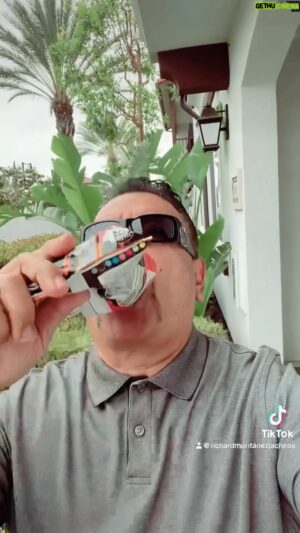Richard Montañez Instagram - Ya Parra  con tu pedo. RPM @earth2michael @guoponese @