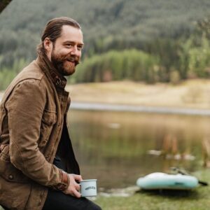 Richard Rankin Instagram - @TheShackletonWhisky has launched a new map that shows all of the best places to stay around the UK that are completely off-grid. They invited me to stay at a secret pop-up location in Scotland. No phone signal. No WiFi. Just friends, nice whisky, my camera(s) and the chance to explore. So, I said yes. Obvs. Cos here I am advertising the fact…Swipe left to take a look – and then head over to @theshackletonwhisky because they’re giving you the chance to stay there and have an adventure of your own - completely free. #GoOffGrid #Whisky #Adventure #Scotland #BornAdventurous #Ad