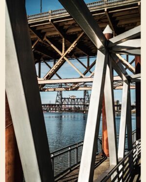 Richard Rankin Instagram - Steel everywhere. #portland #oregon
