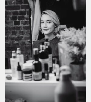 Richard Rankin Instagram - The bold Lady S Mac. Can’t believe it was this time a year ago we were finishing up at @almeida_theatre. Blessed to have had the opportunity to be on stage with the immense talent that was this company. #macbeth @rrankinphoto