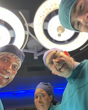 Richard Schiff Instagram - “Ready, doctors?”
“Yes, doctor. “

“Wait, which one is the spleen?” #tvdoctors #thegooddoctor #acting #actinglife #freddiehighmore