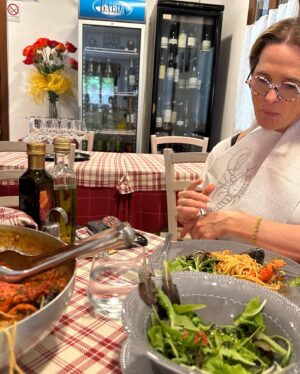 Richard Schiff Instagram - Second best restaurant in Italy. #TrattoriaLaBattigia