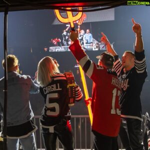 Richard Starks Instagram - Touched down in Newark for the @njdevils game and it was an absolute success! @prucenter top class hospitality and great company to go along with it. Time to get ready for #aewfullgear 🕺 #absolute