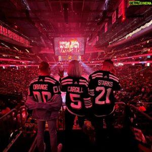 Richard Starks Instagram - Touched down in Newark for the @njdevils game and it was an absolute success! @prucenter top class hospitality and great company to go along with it. Time to get ready for #aewfullgear 🕺 #absolute