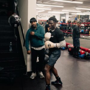 Richardson Hitchins Instagram - Locked in I’m on the grind I been going hard at this for a while ⏳ 

#April6th 
#Hit👊🏾ChinsxLemos 
#YoungLegend 
#LockedIn