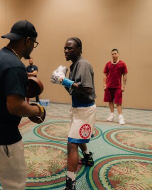 Richardson Hitchins Instagram - i gave my life and heart to my dreams and i can finally say my dreams are really coming true  i stepped up to the plate in one of my biggest moments and i was more than ready Thank You God For this gift you blessed me with 
🫡🙏🏾💯 

#TeamHit👊🏾Chins 
#ChasingGreatness