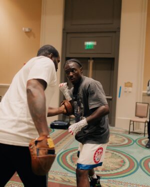 Richardson Hitchins Instagram - i gave my life and heart to my dreams and i can finally say my dreams are really coming true  i stepped up to the plate in one of my biggest moments and i was more than ready Thank You God For this gift you blessed me with 
🫡🙏🏾💯 

#TeamHit👊🏾Chins 
#ChasingGreatness